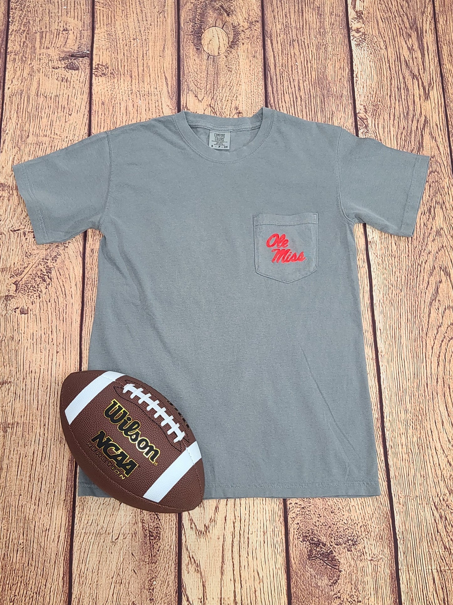 Script Ole Miss Antlers Pocket Tee